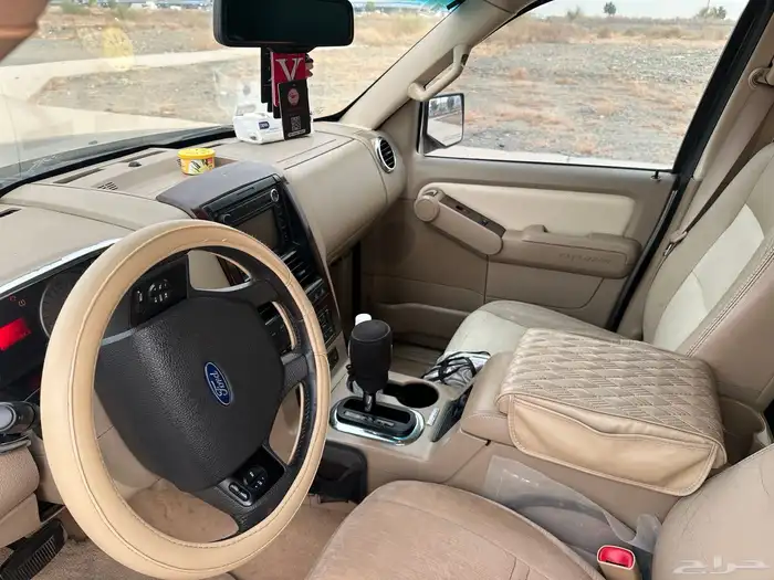 للبيع فورد اكسبلورر 2008 V8 فل كامل نظيف جدا 17