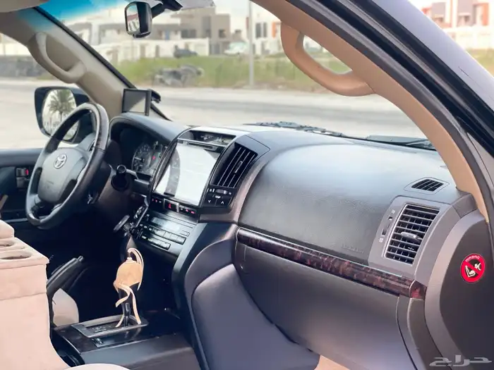 لاندكروزر-2009-فل كامل-8سلندر 15