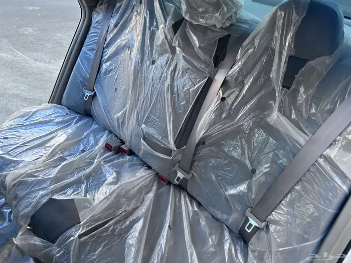 سنترا نيسان مخزن على موديله 9