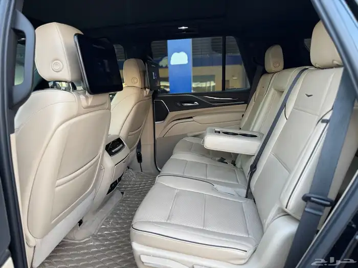 كاديلاك اسكاليد 2023 عداد 87 الف 7