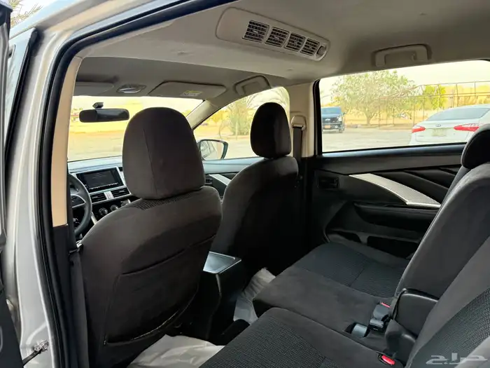 مستبيشي اكسباندر 2022 21