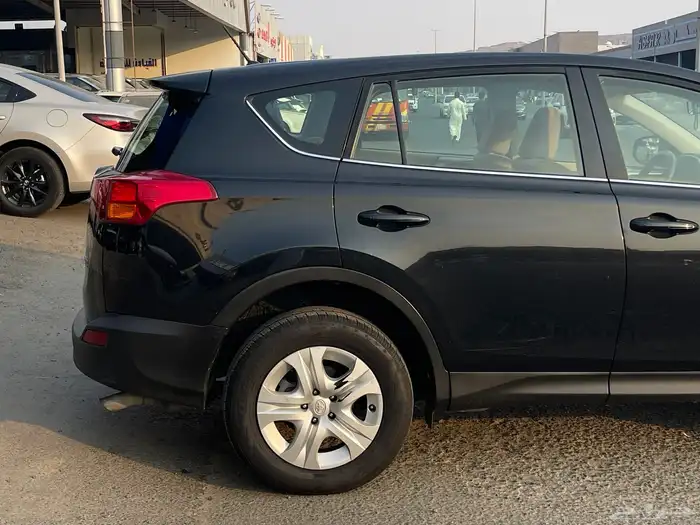 تويوتا راف فور 2013 استندر 3