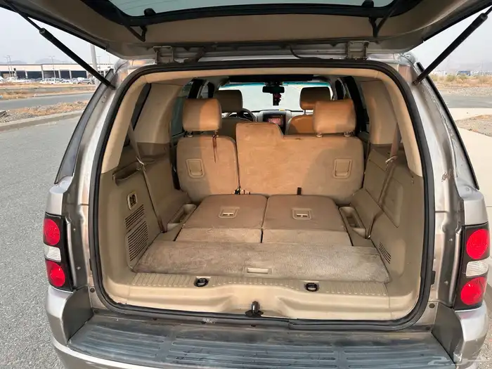 للبيع فورد اكسبلورر 2008 V8 فل كامل نظيف جدا 14