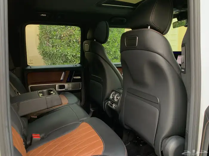 مرسيدس G63 AMG موديل 2020 بحالة الوكاله 34