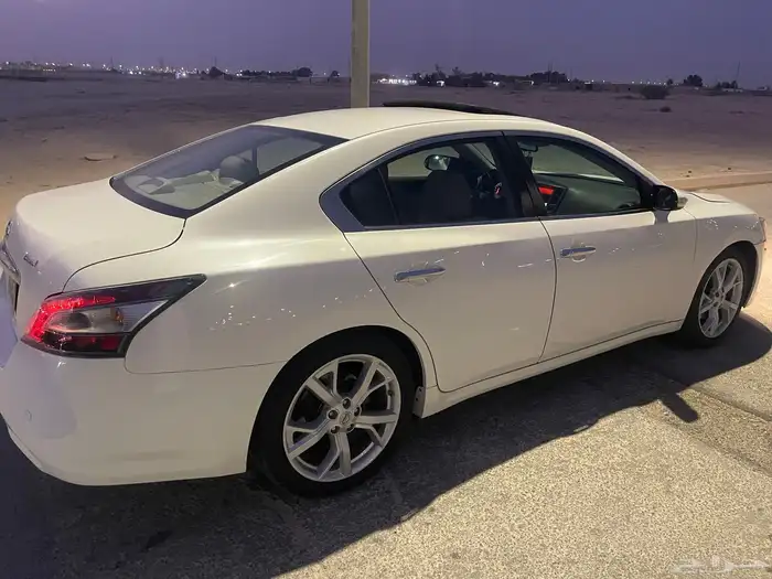 نيسان مكسيماء 2012 فل كامل بدي وكاله محركاته شرط 5