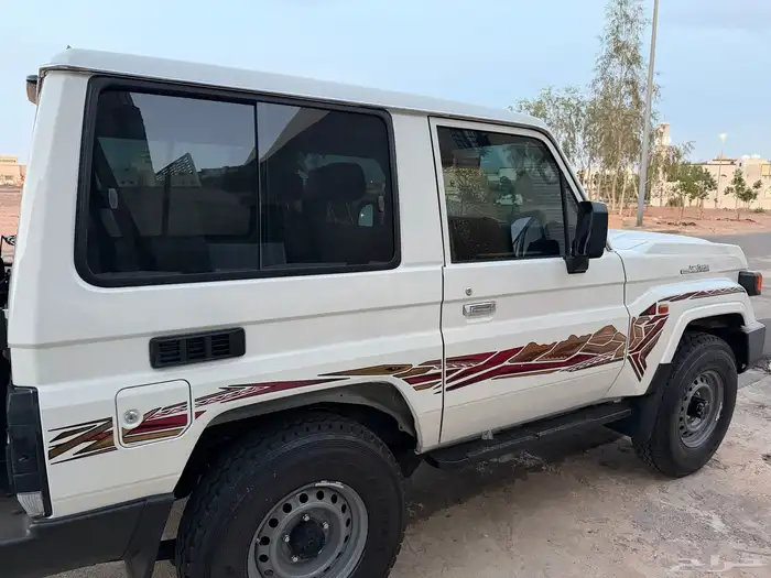 للبيع جيب ربع 2025 دفلك كميرا قير عادي 0