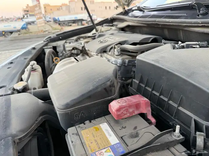 كامري مخزن 2016 ماشيه 190 الف بودي وكاله 14