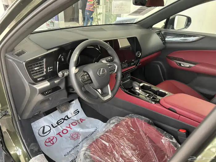 لكزس NX350 AH - وارد عبداللطيف جميل سعودي 2025 5