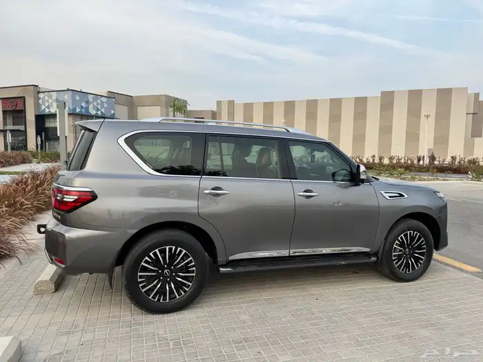 نيسان باترول بلاتينيوم 2022 1