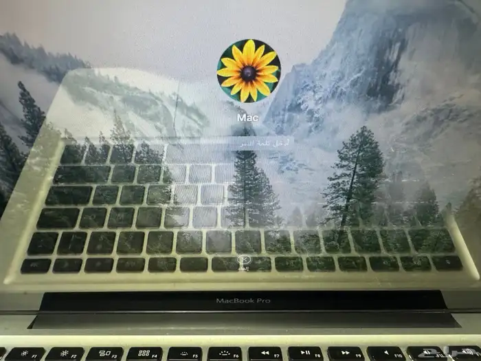 لابتوب ماك بوك 1