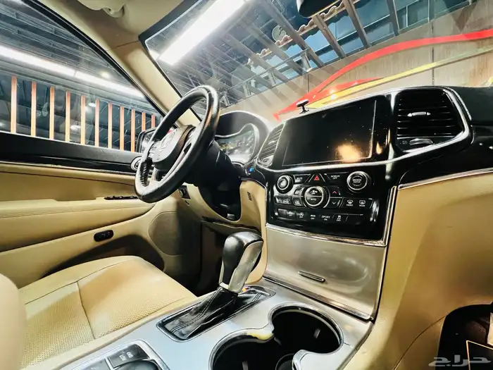 جراند شيروكي 2019 V6 لمتد (( عرض خاص )) 8