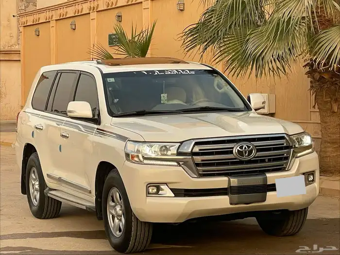 جيب لاند كروزر 2019 GXR سعودي 0