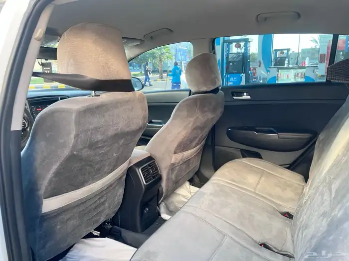 سبورتاج ديزل 2018 نظيفه 6