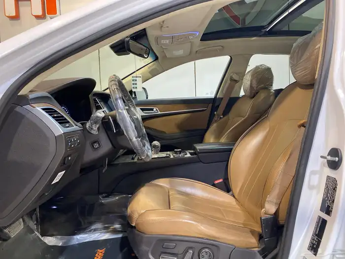 جنسيس ( رويال ) 2017 أعلى فئة العداد 99 الف فقط 12