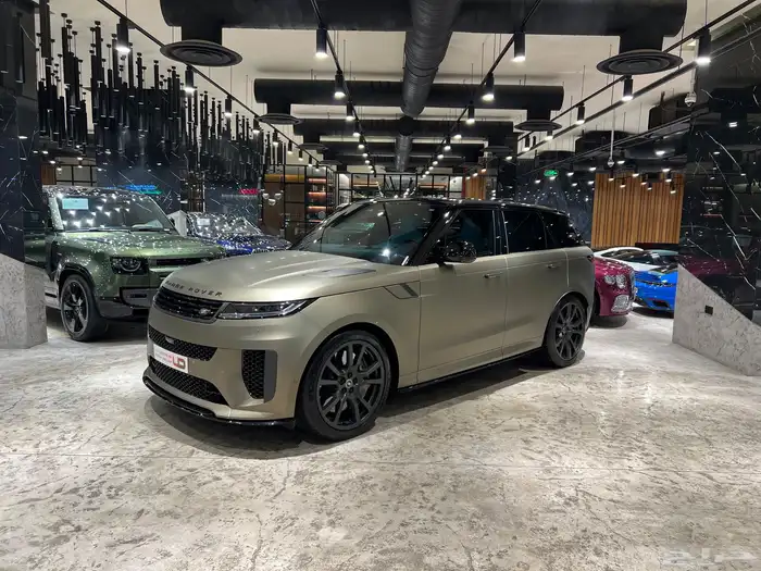 رنج سبورت اس في - Range Rover SPORT SV 2024 1