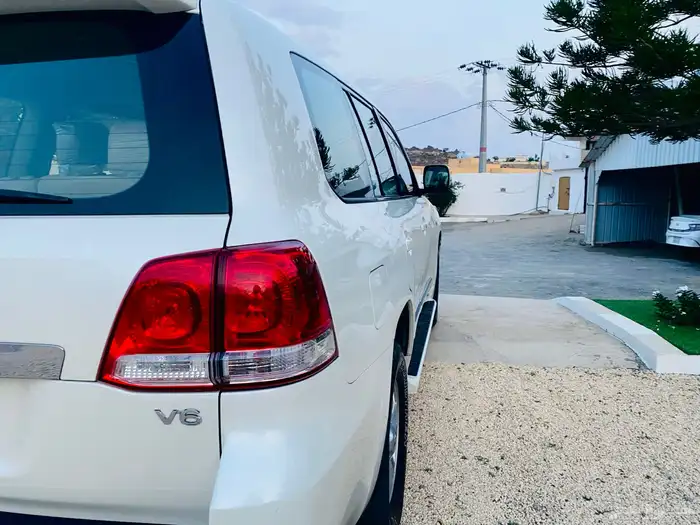 جيب مخزن جديد العداد143 فل كامل6 س مديل2010 10