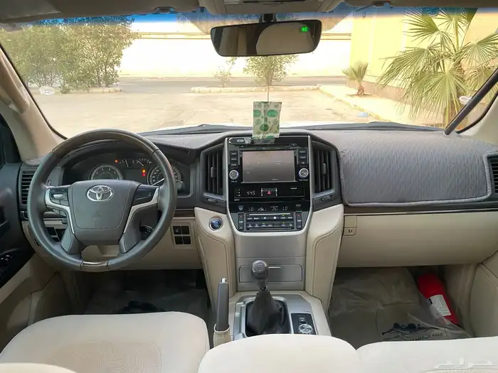 جيب لاند كروزر 2019 GXR سعودي 10