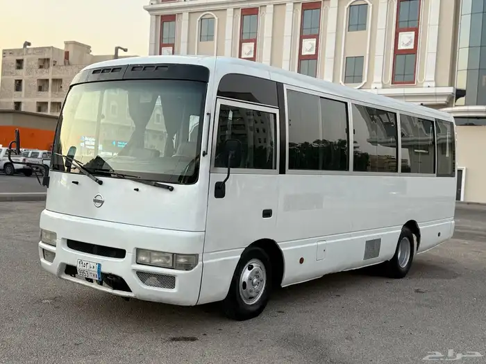 باص نيسان كوستر 2014 ديزل قمه النضافه 11