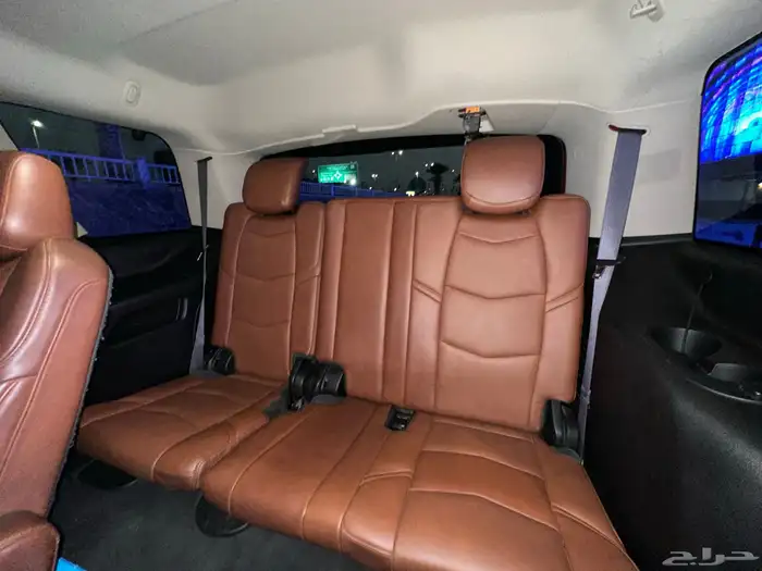 كاديلاك اسكاليد 2015 47