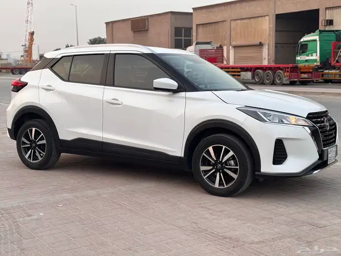 نيسان كيكس 2023 39