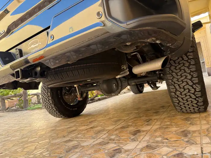 سفروليه سلفرادو Z71 المديل 2022 تريل بوس فيس لفت 69