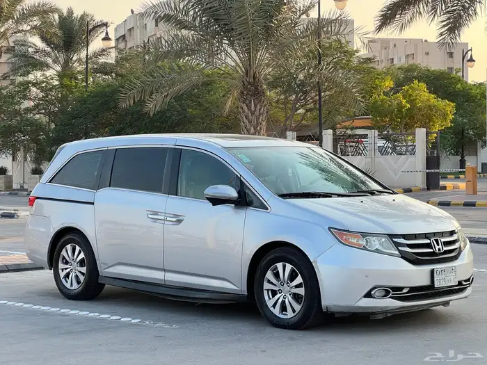 هوندا اوديسي فل كامل موديل 2014 23