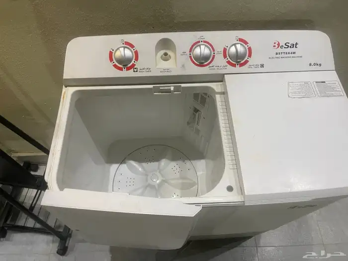 غسالة ومكنسة ومرايه مستعمله للبيع 11