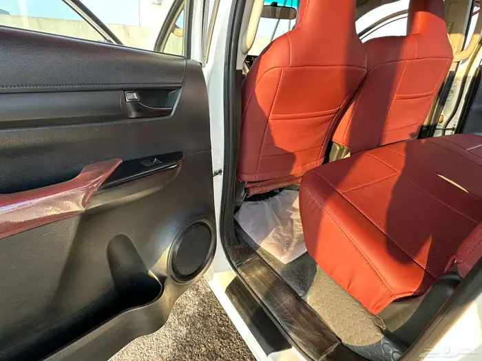 هايلوكس دبل قير عادي ديزل 2022 15