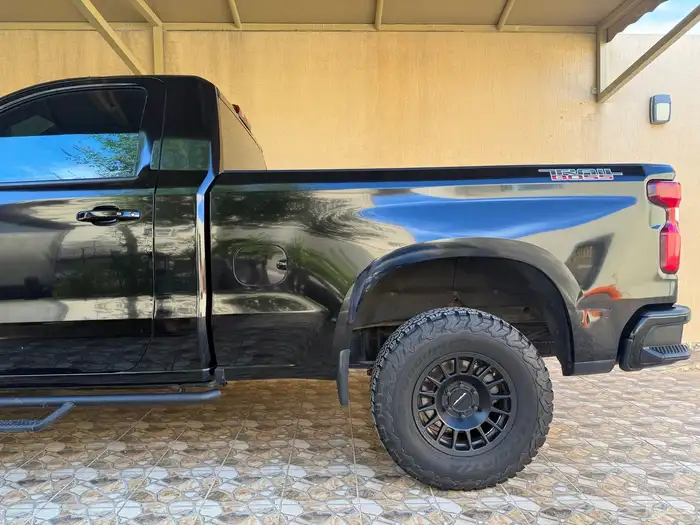 سفروليه سلفرادو Z71 المديل 2022 تريل بوس فيس لفت 13