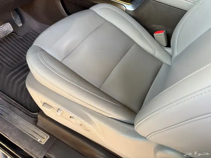 سفروليه سلفرادو Z71 المديل 2022 تريل بوس فيس لفت 42