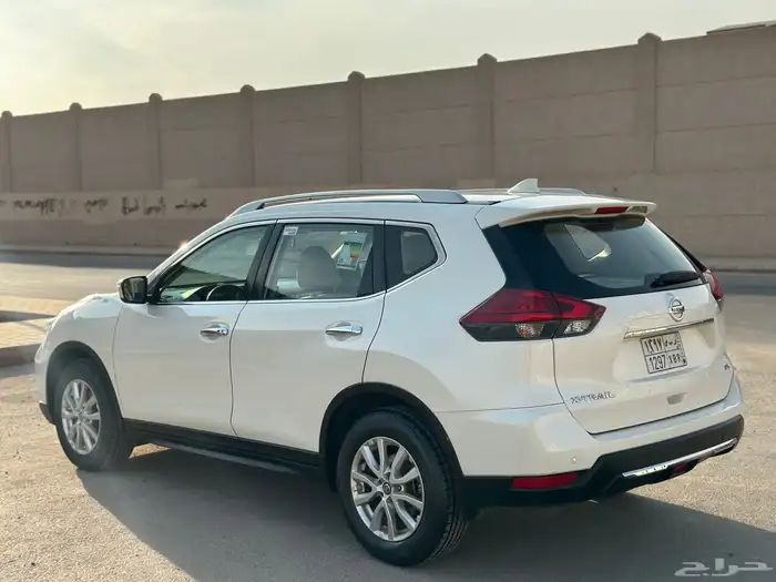نيسان اكس تريل 2022 عداد 30 الف وكاله شرط دبل 3