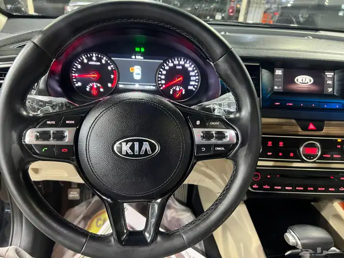 كيا كادينزا 2019 فل كامل 8