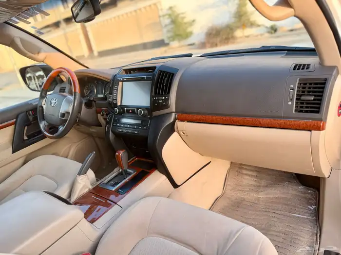 جيب لاند كروزر GX.R موديل 2014 فل الفل فل كامل نضيف 26