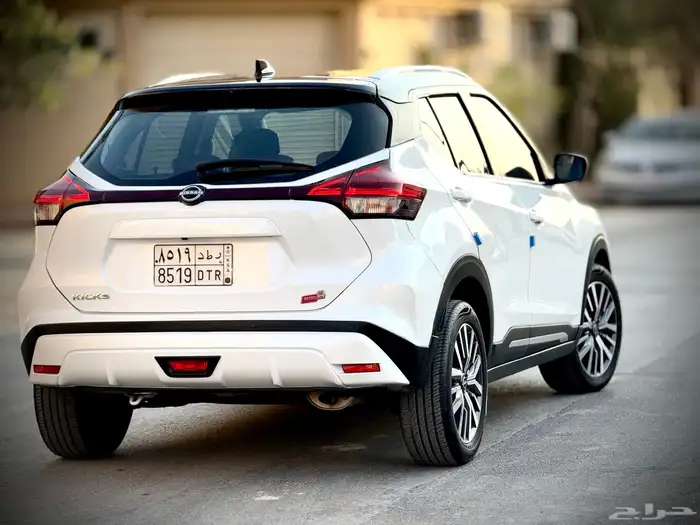 نيسان كيكس 2023فل كامل بصمه اعلي فئه ممشي 50 الف 4