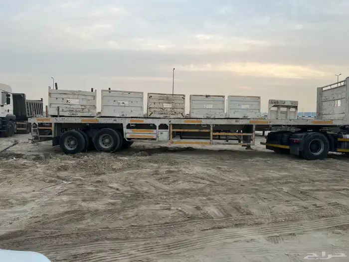 للبيع سطحه قاعدة 16 0