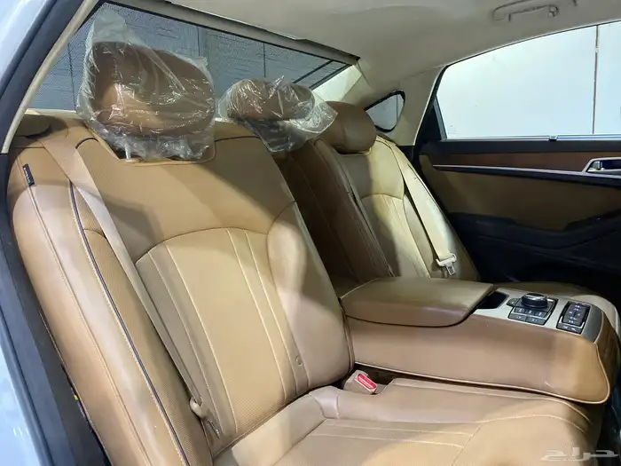 جنسيس ( رويال ) 2017 أعلى فئة العداد 99 الف فقط 19