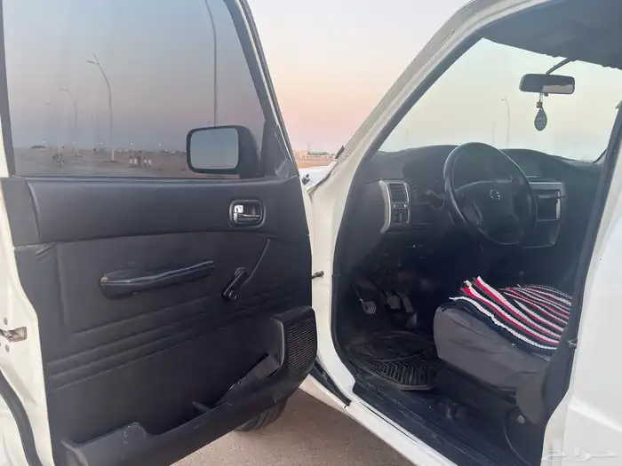 باترول ربع 2009 بحالة ممتازة 16