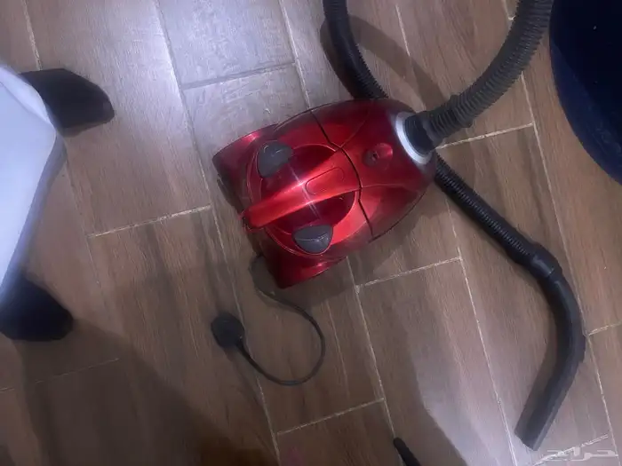 غسالة ومكنسة ومرايه مستعمله للبيع 3