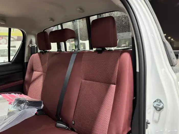 تويوتاهايلوكس غمارتينGLX توماتيك بنزين 2026سعودي 113.250شامل 21