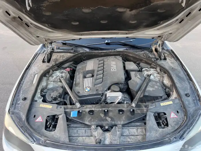 بي ام دبليو الفئة السابعة 730 38