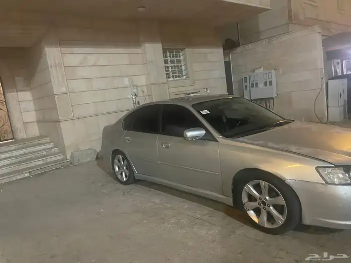 سيارة سوبارو للبيع 3