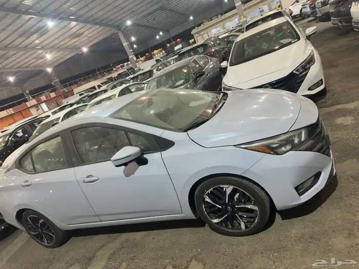 نيسان صني SL فل كامل الشكل الجديد 2024 ابيض فضي رصاصي فاتح 9