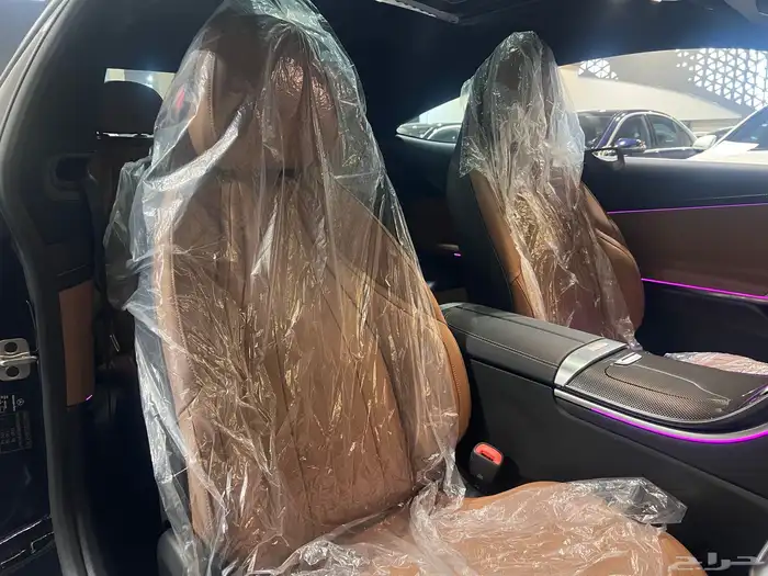 مرسيدس كوبيه CLE200 2025 اصفار (عرض خاص) 6