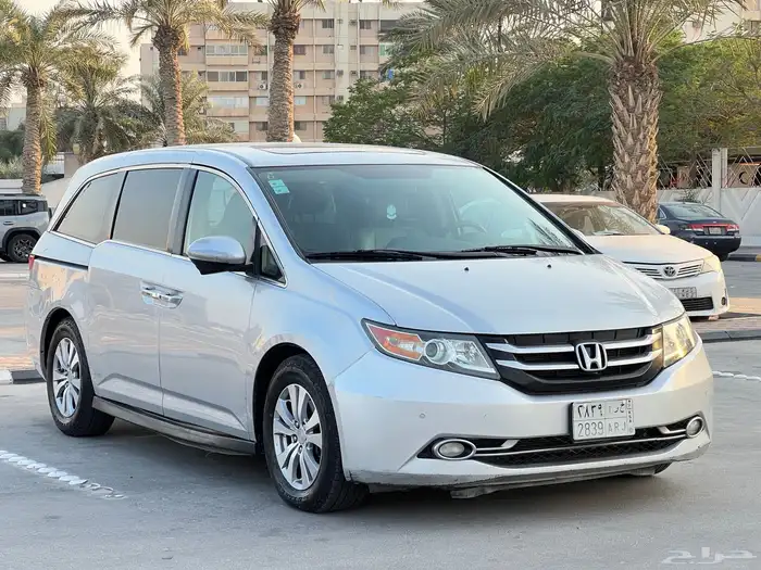 هوندا اوديسي فل كامل موديل 2014 22