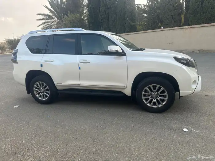 برادو 2017 ماشي 21 الف فقط مخزن اصدار خاص 3