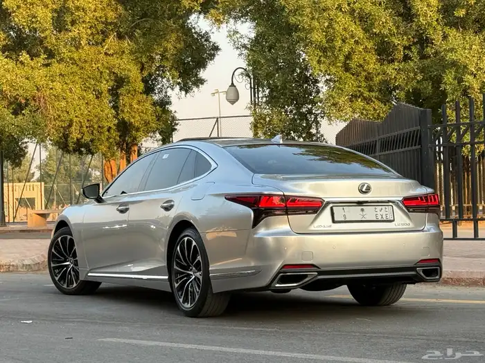 لكزس LS 500 موديل 2023 7