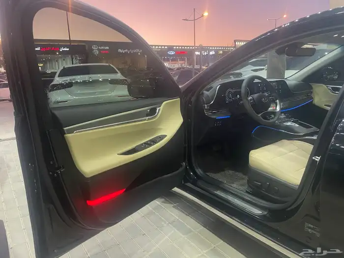 هواندي ازيرا 2022 ( بنزين) 6 سلندر 7