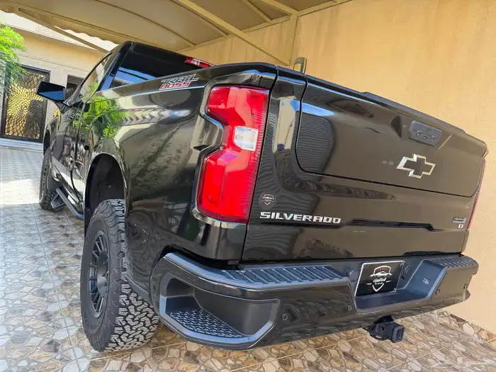 سفروليه سلفرادو Z71 المديل 2022 تريل بوس فيس لفت 1