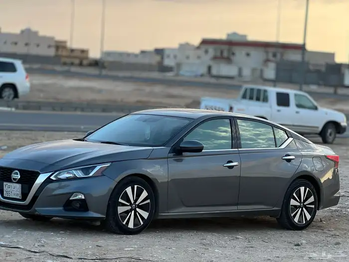 نيسان التيما 2021 نص فل sv للبيع 3