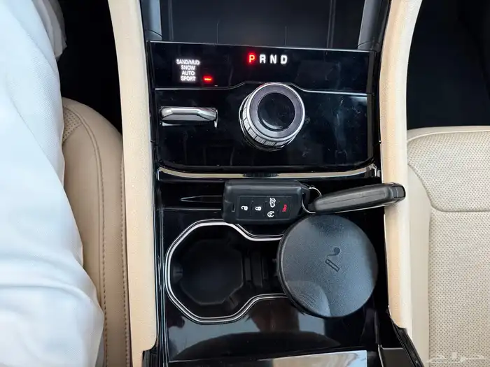 جيب شروكي لمتد 2023 25